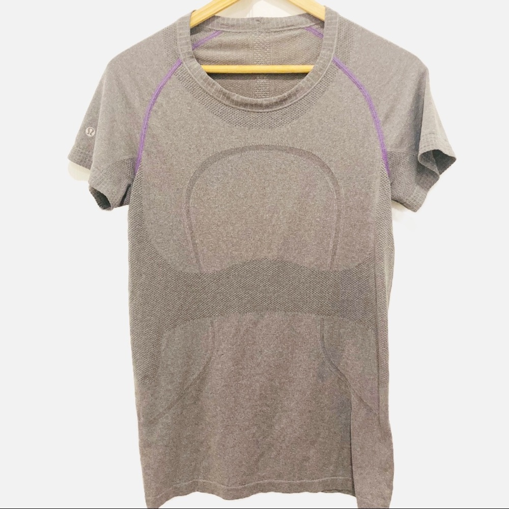 lululemon athletica Gray and Purple Short Sleeve Tee